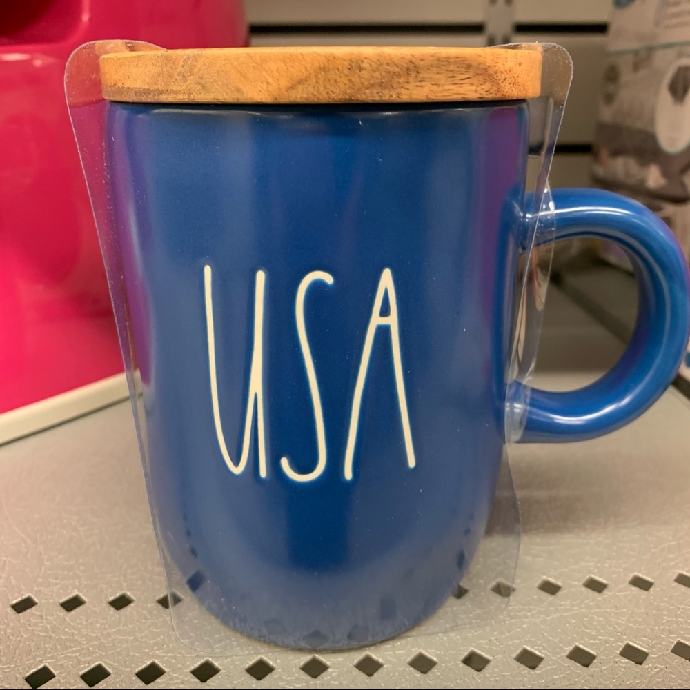 Rae Dunn USA mug with coaster !